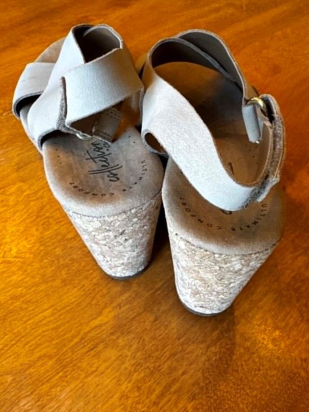 Clarks Collection Taupe Wedge Sandals Women's Size 6.5 Comfort Slingback - Picture 3 of 4
